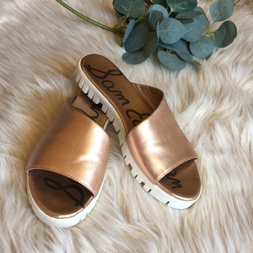 Sam Edelman Rose Gold Leia Slide-On’s